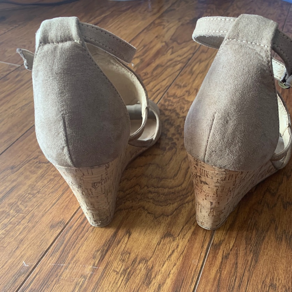Tan Wedges - Picture 2 of 2